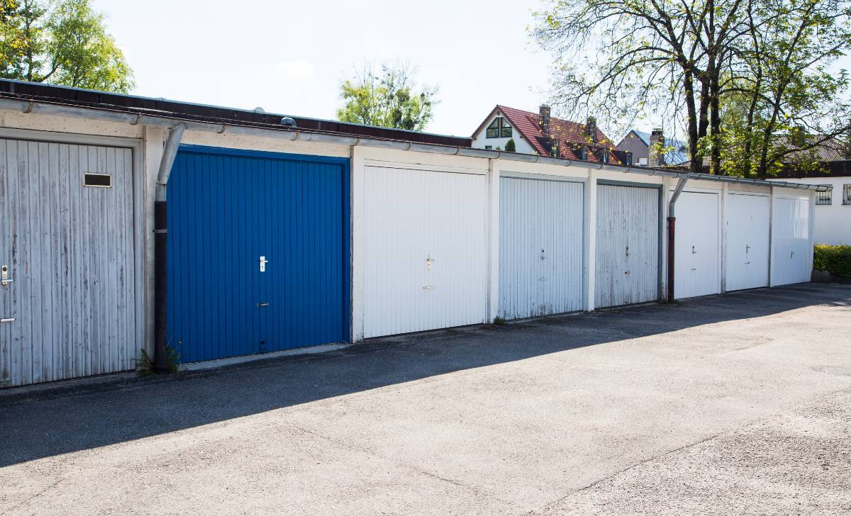 parking garage invest formation